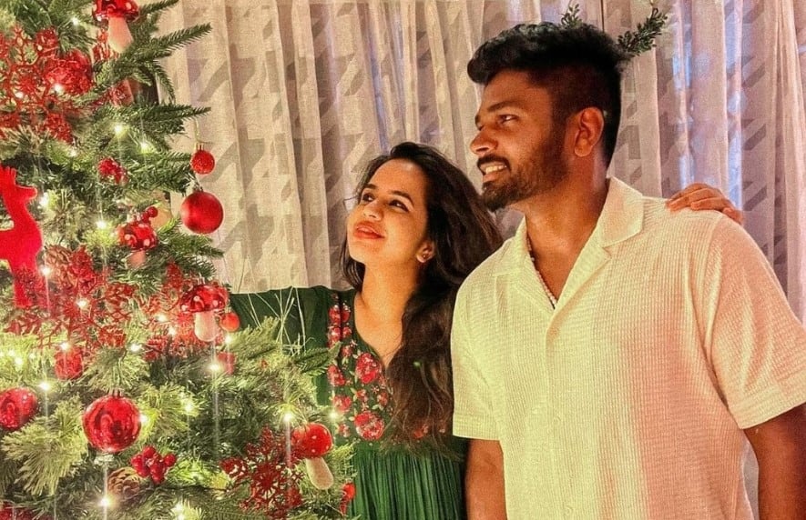 Sanju Samson Celebrates Christmas With Wife, Wishes His Fans